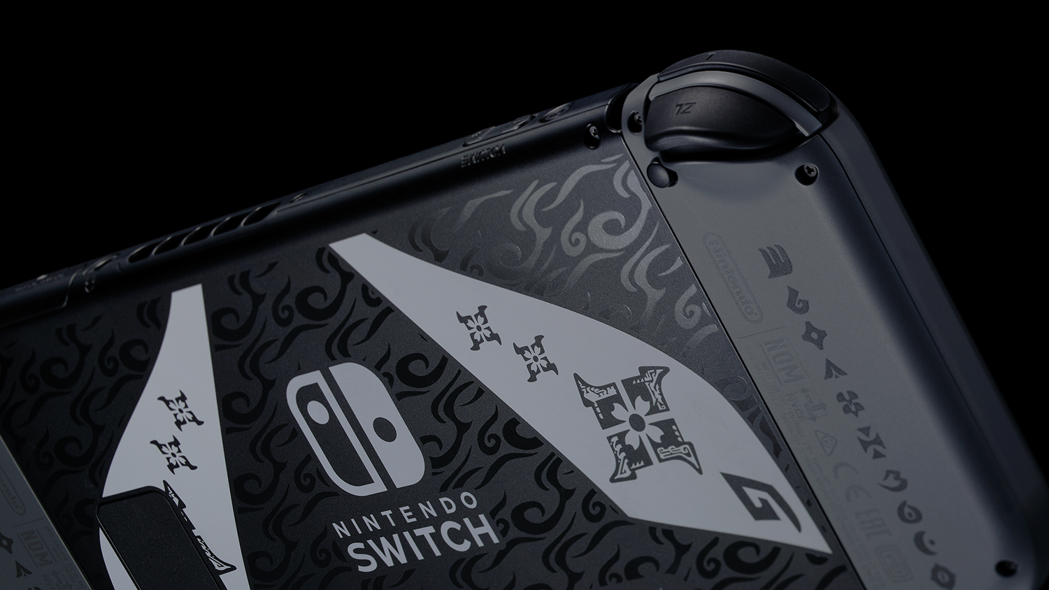 Nintendo Switch Monster Hunter Rise Edition Bundle